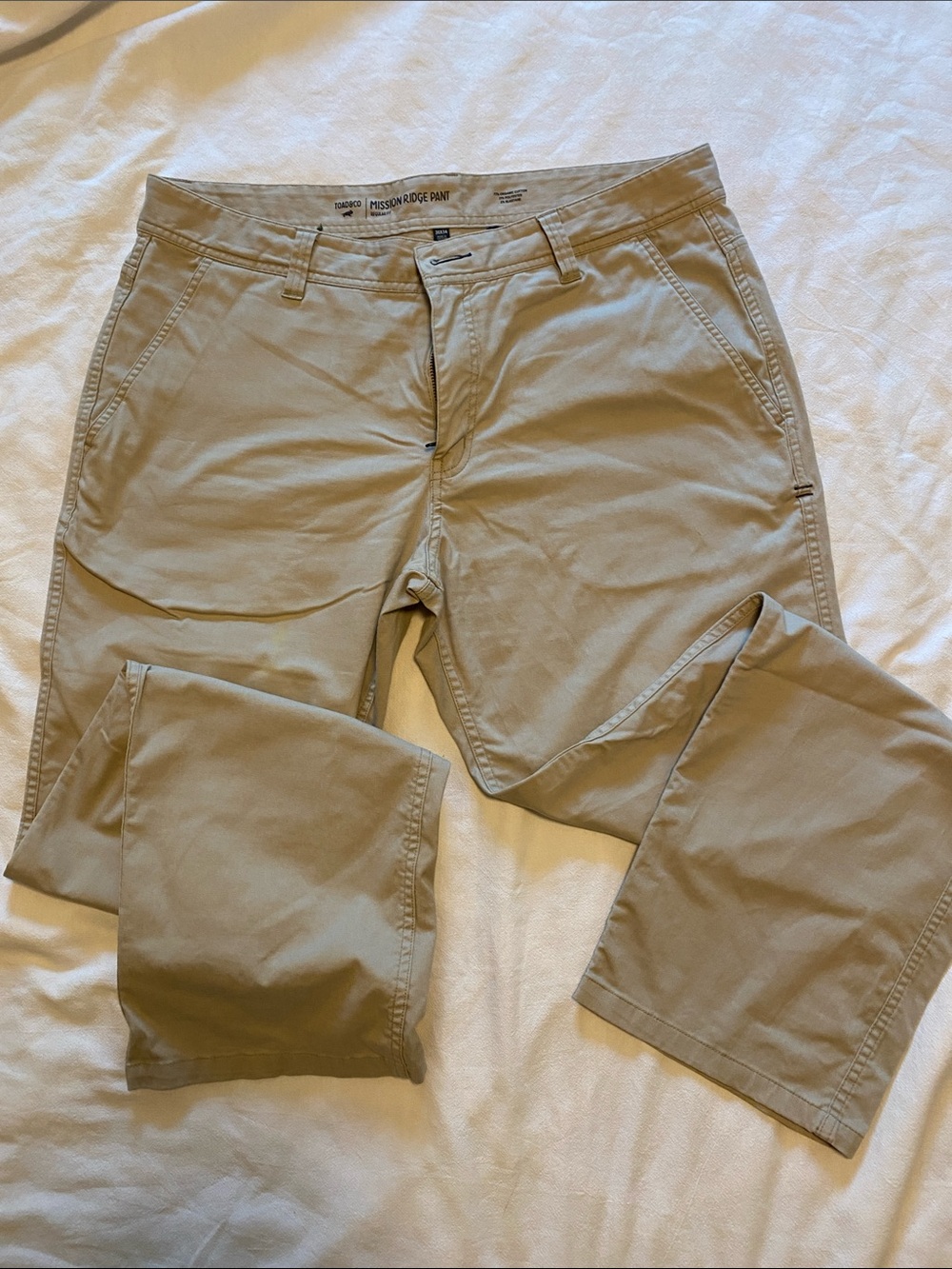 Toad&Co Men's Khaki Chino Pants - Light Tan